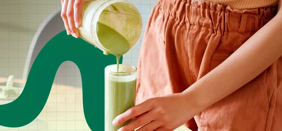 The Anti-Inflammatory High-Protein Breakfast Smoothie I Can't Stop Making