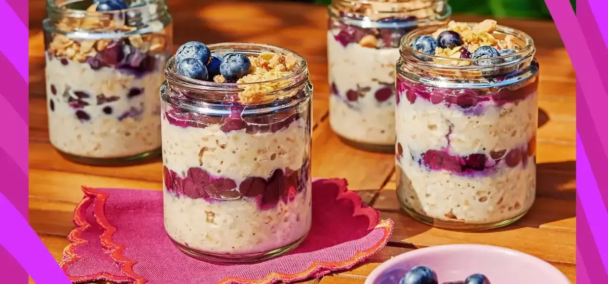 Oatmeal's Cholesterol-Lowering Power: A Gut Microbiome Connection