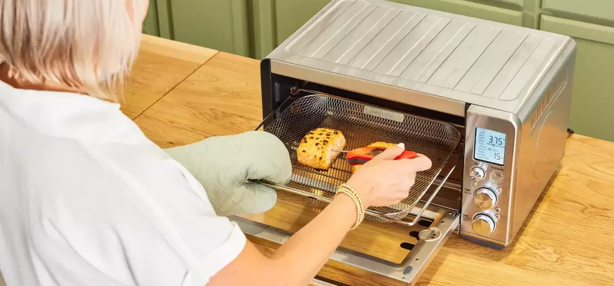 The Breville Smart Oven Air Fryer Pro: A Kitchen Essential That Redefines Culinary Convenience