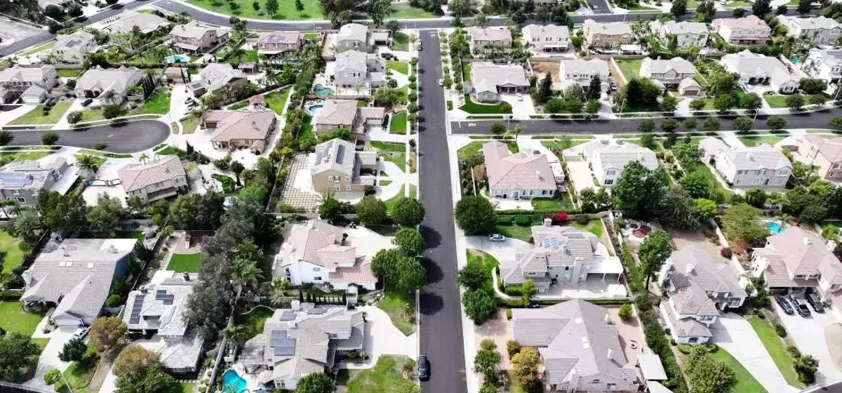 Navigating Homeownership in Retirement: A Complex Decision for Seniors