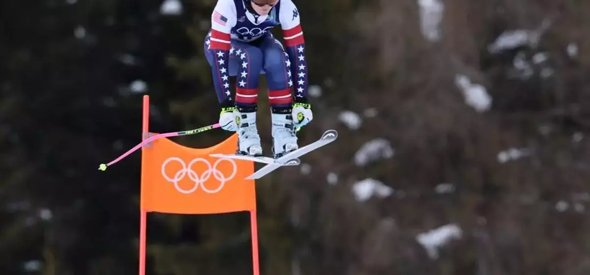 Lindsey Vonn's Olympic Comeback: Skiing with a Torn ACL