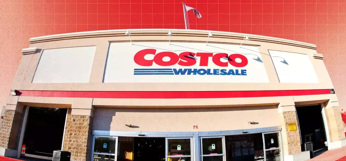 My First Encounter with Costco: A Shopper's Bewildering Journey