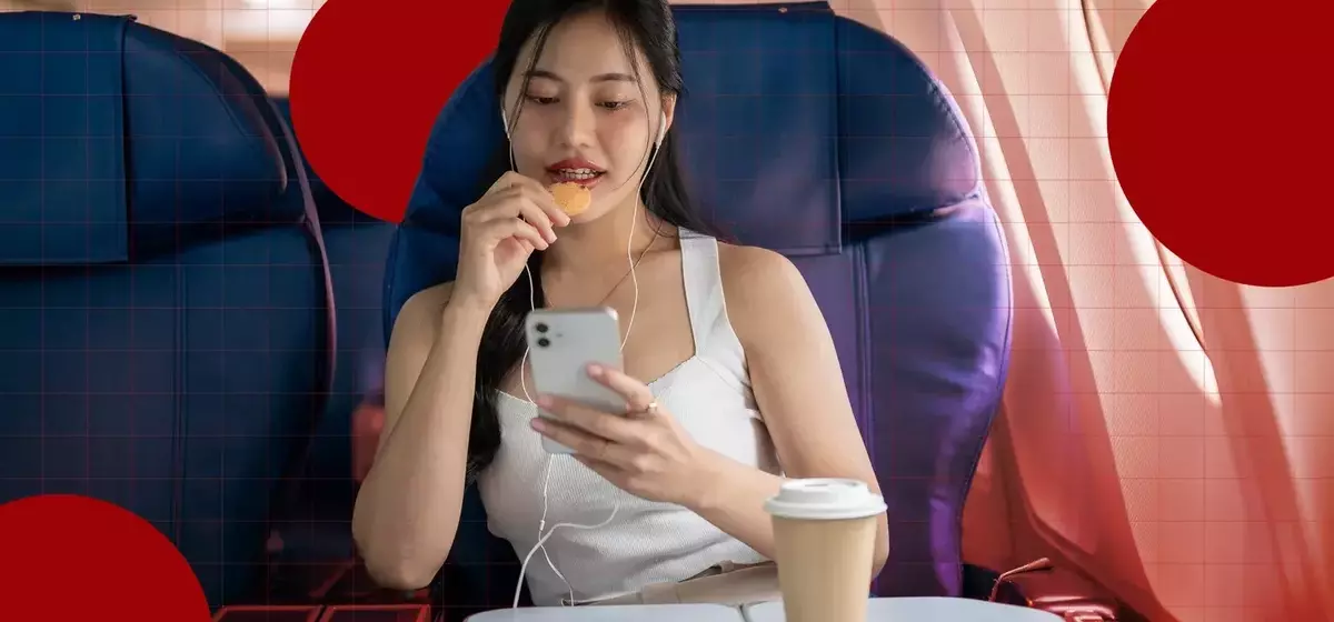 In-Flight Dining Etiquette: Best and Worst Snacks for Air Travel