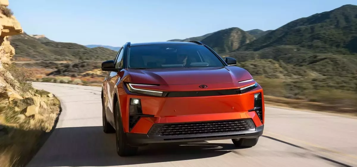 Toyota C-HR: A Refined Electric Crossover for the Modern Era