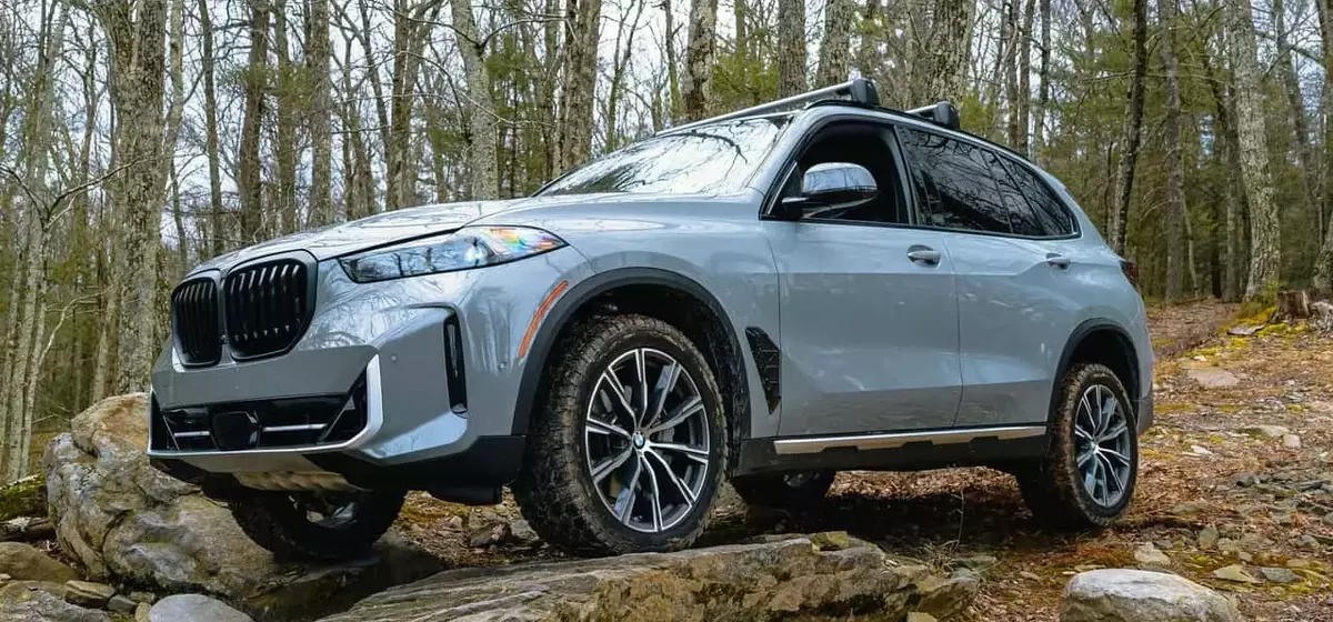 BMW Considers High-Performance M Off-Road Vehicle