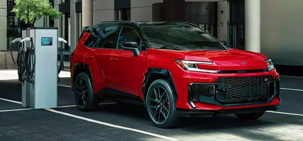 Toyota RAV4 Plug-in Hybrid: A Home Power Solution for Japan