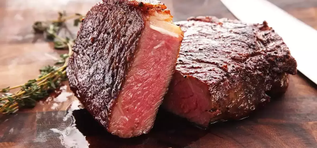 The Ultimate Guide to Achieving a Perfect Steak Crust: Debunking the Foil Tent Myth