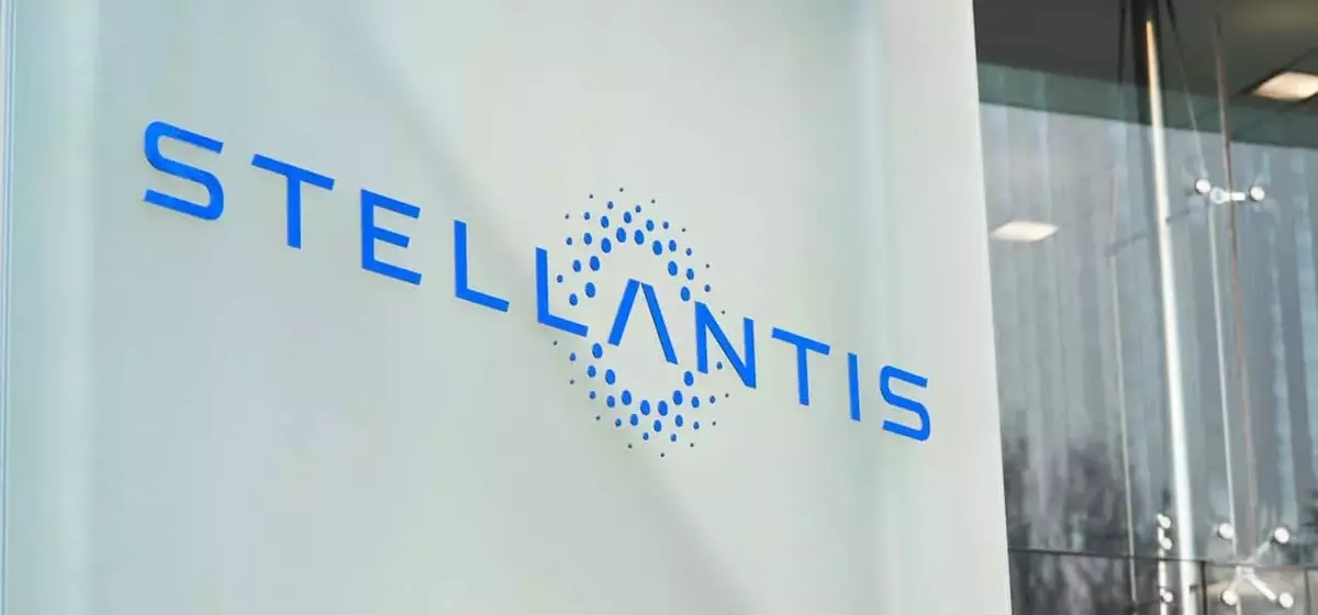 Stellantis Anticipates First Annual Loss Amidst EV Strategy Shift