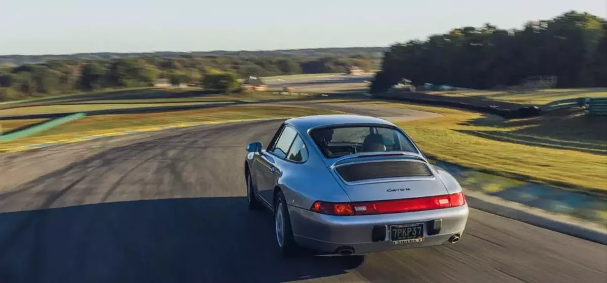 A Classic's Performance: The 1995 Porsche 911 Carrera on the Track