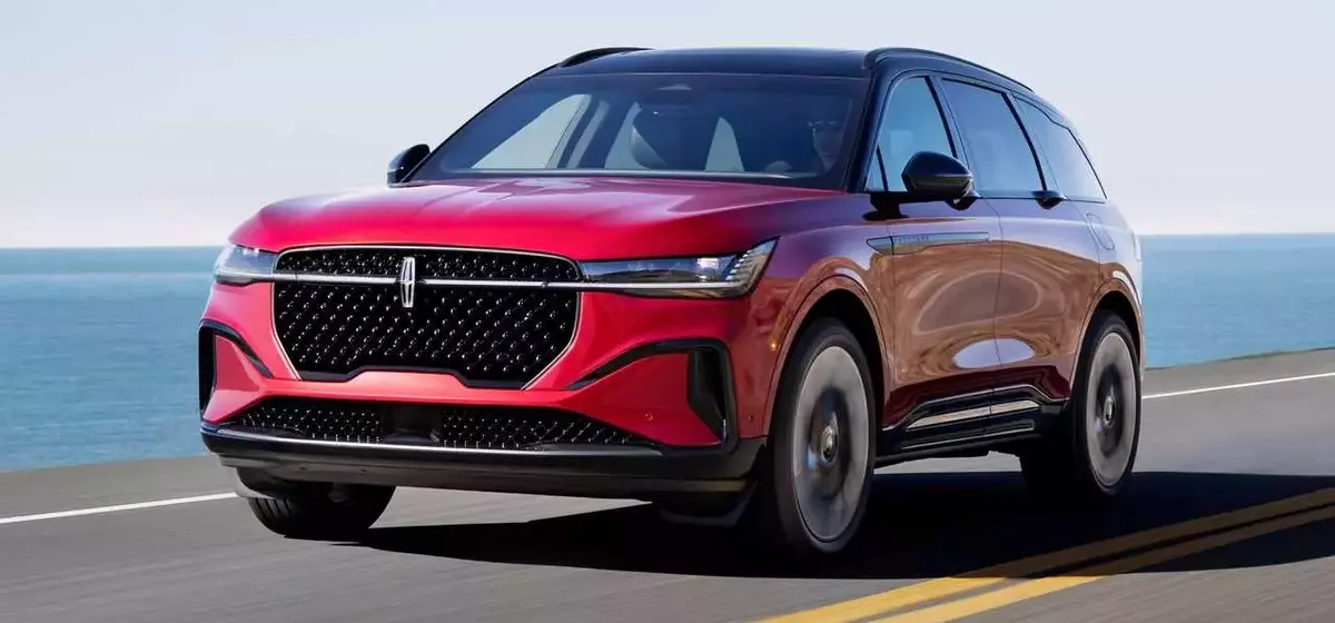 Lincoln's Potential Bronco-Based Off-Roader Explored