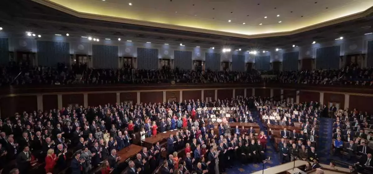 Trump's State of the Union Address, Aviation Safety, and AI Policy Debates