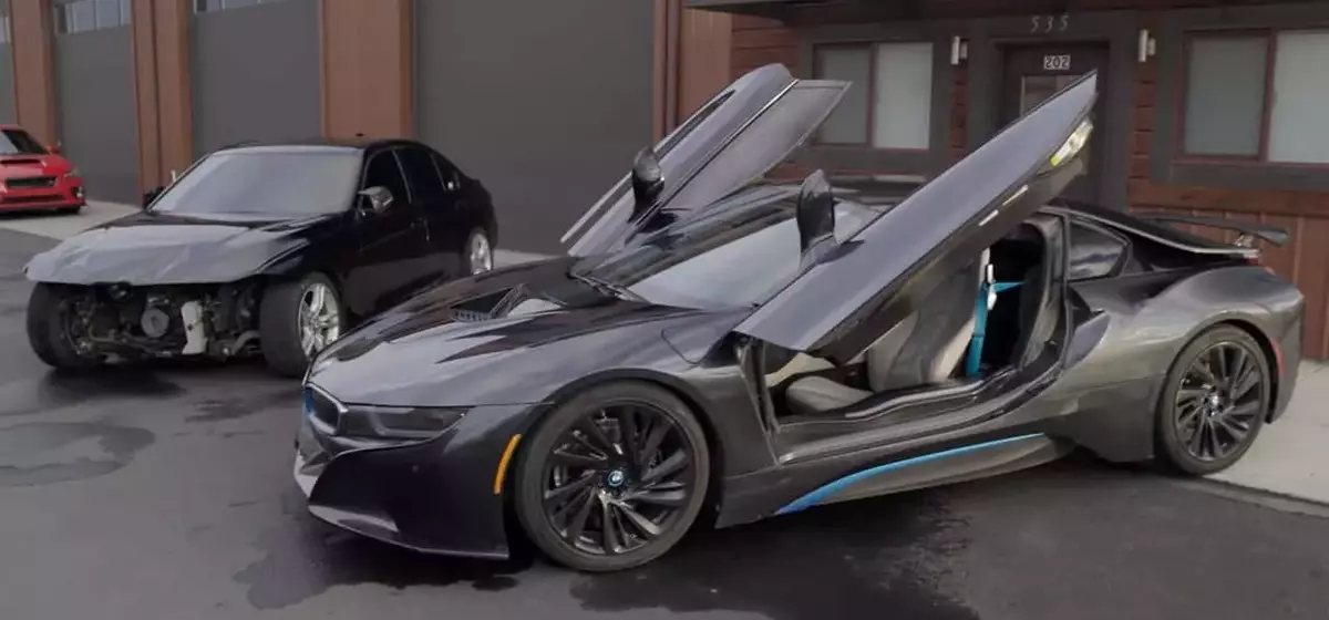 Enthusiast Reimagines BMW i8 with a Potent Straight-Six Engine