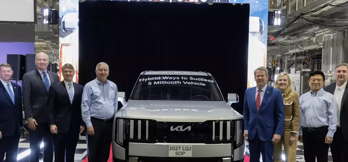 Kia's 2027 Telluride: A New Era of Hybrid Manufacturing in the U.S.