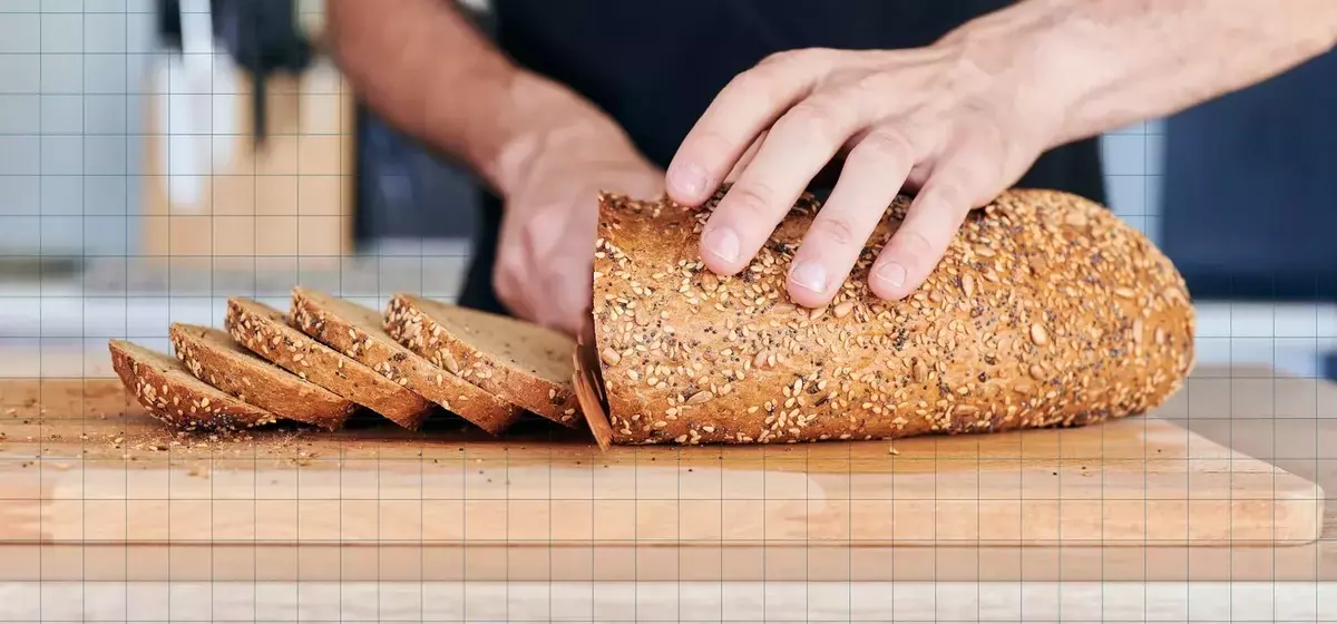 The Ultimate Guide to Selecting Healthy Bread: Expert Tips from Dietitians