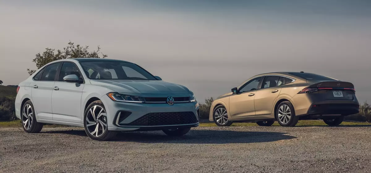 2026 Compact Sedan Showdown: Nissan Sentra vs. Volkswagen Jetta