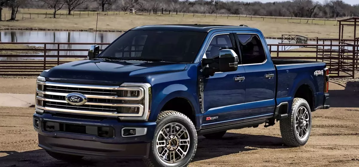 Ford Recalls Thousands of Super Duty Trucks for Driveshaft Defect
