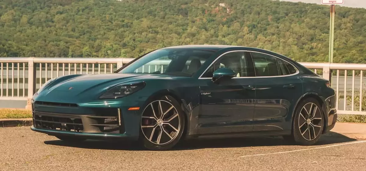 Porsche Considers Merging Taycan and Panamera Models