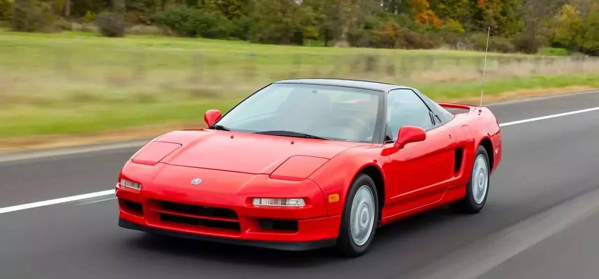 Honda to Offer New Parts for Classic Acura NSX Models