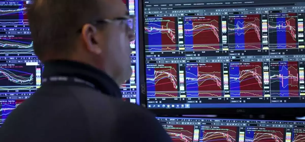 The Hidden Dangers of Private Credit: A Looming Crisis on Wall Street?