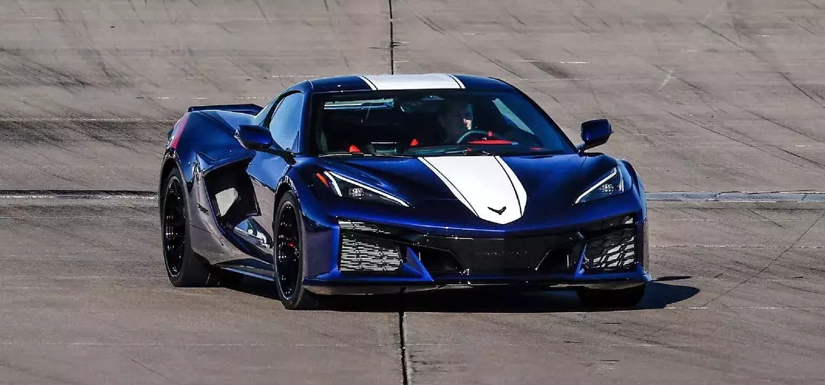 2027 Chevrolet Corvette: A Comprehensive Review of Performance and Features