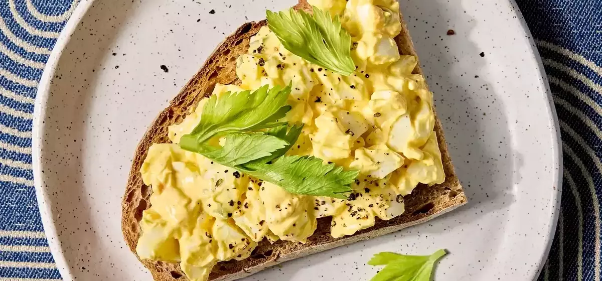 Simple and Wholesome Egg Salad: A Culinary Delight
