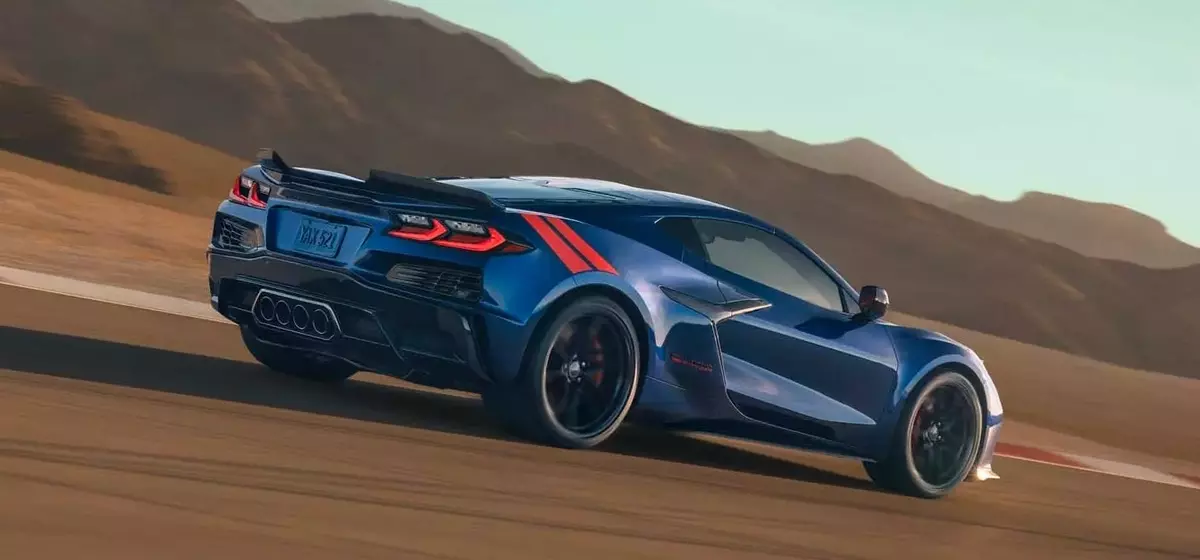 2027 Chevrolet Corvette Grand Sport Unleashes New 6.7-Liter V-8 Engine