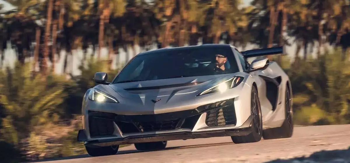 Unleashing the Beast: The 2027 Chevrolet Corvette ZR1 and ZR1X Redefine Supercar Performance