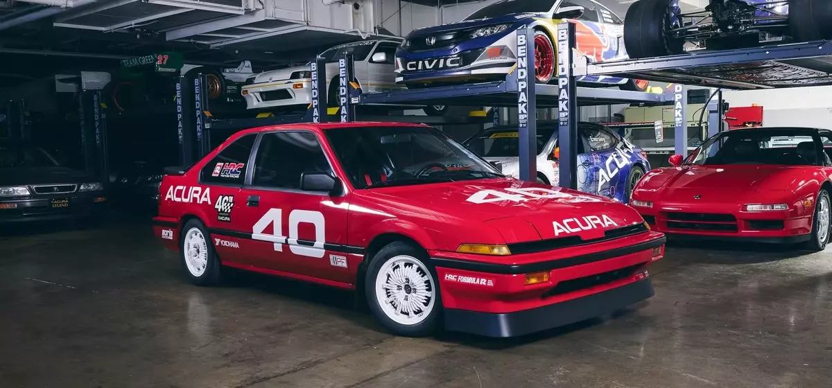Acura Celebrates 40th Anniversary with Reimagined Integra Race Car