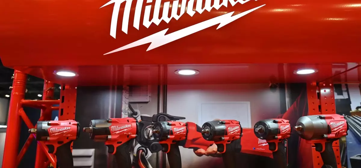 Milwaukee M12 Cordless Ratchet Kit: A Powerful Tool for Mechanics