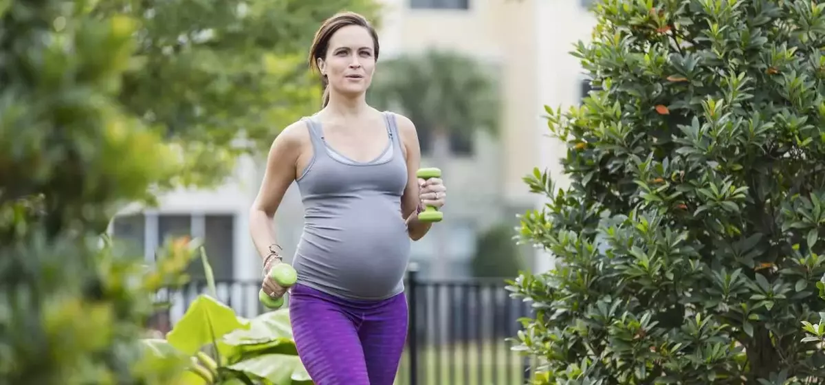 Essential Exercises for Expectant Mothers: Preparing for Childbirth