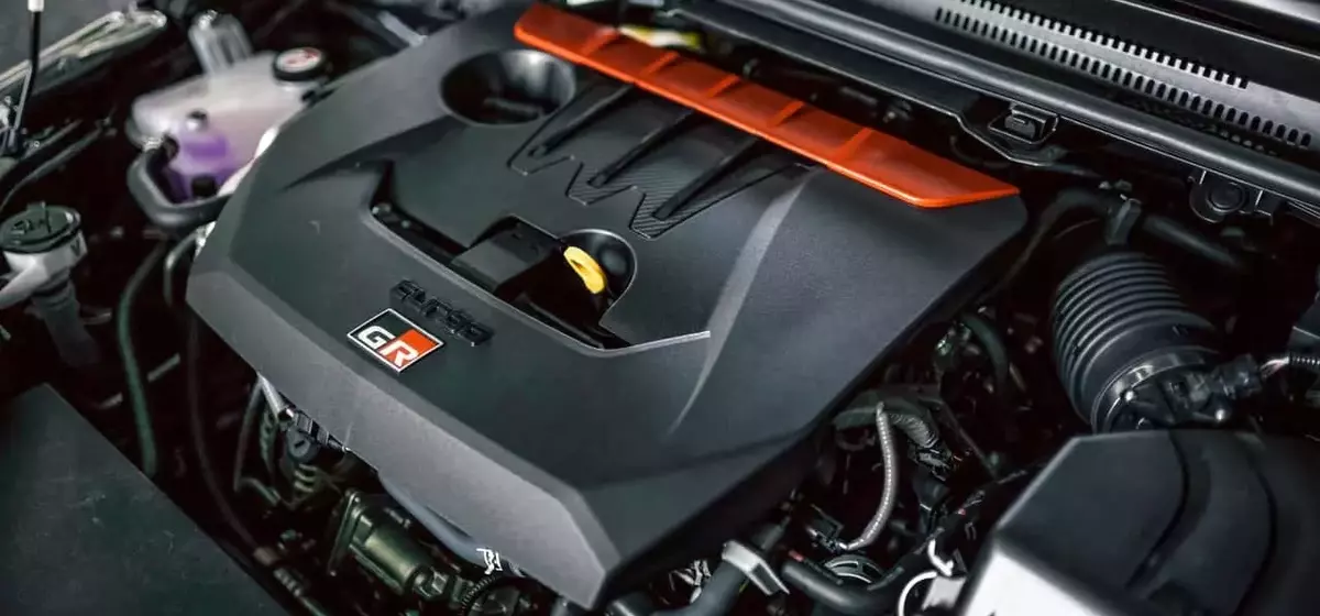 Toyota Advocates for Continued Gasoline Car Production Amidst Global EV Transition