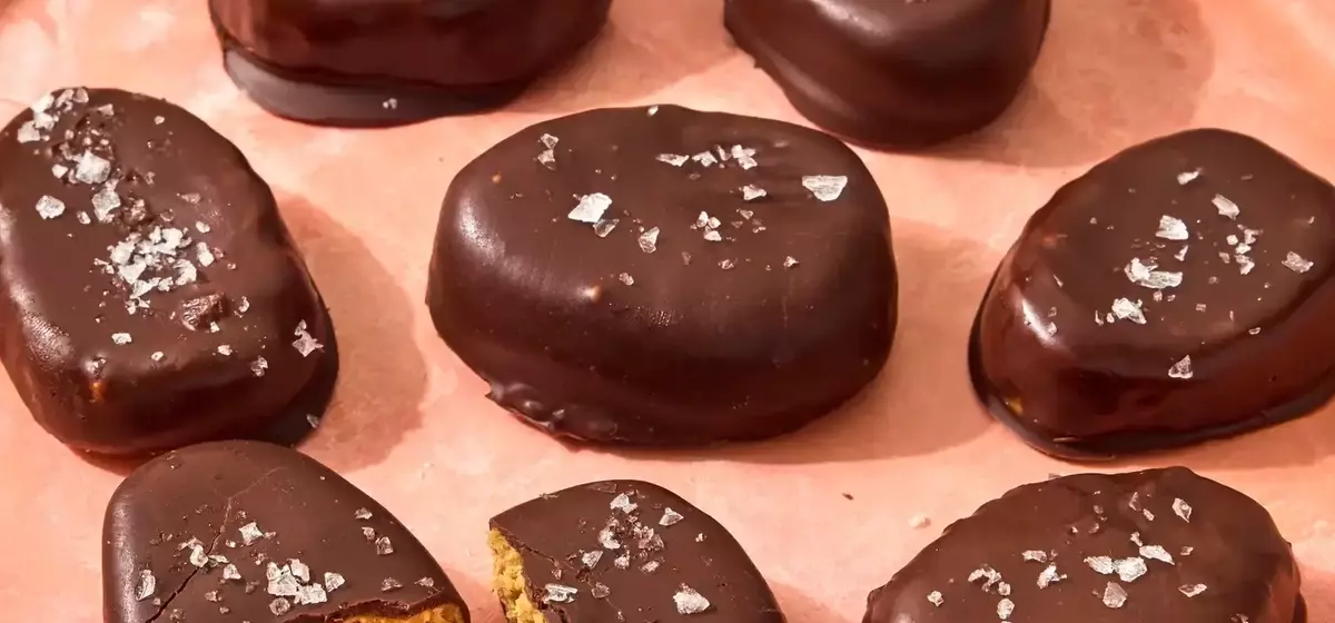 Delectable Chocolate Peanut Butter Easter Eggs Recipe