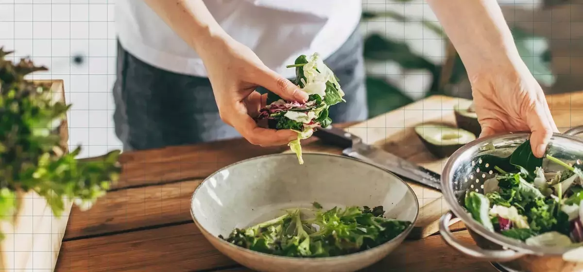 Essential Kitchen Tools for Healthier Salad Preparation and Fresh Produce Storage