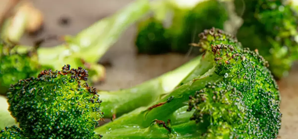 The Secret to Perfectly Tender Roasted Broccoli: Embracing Steam and High Heat