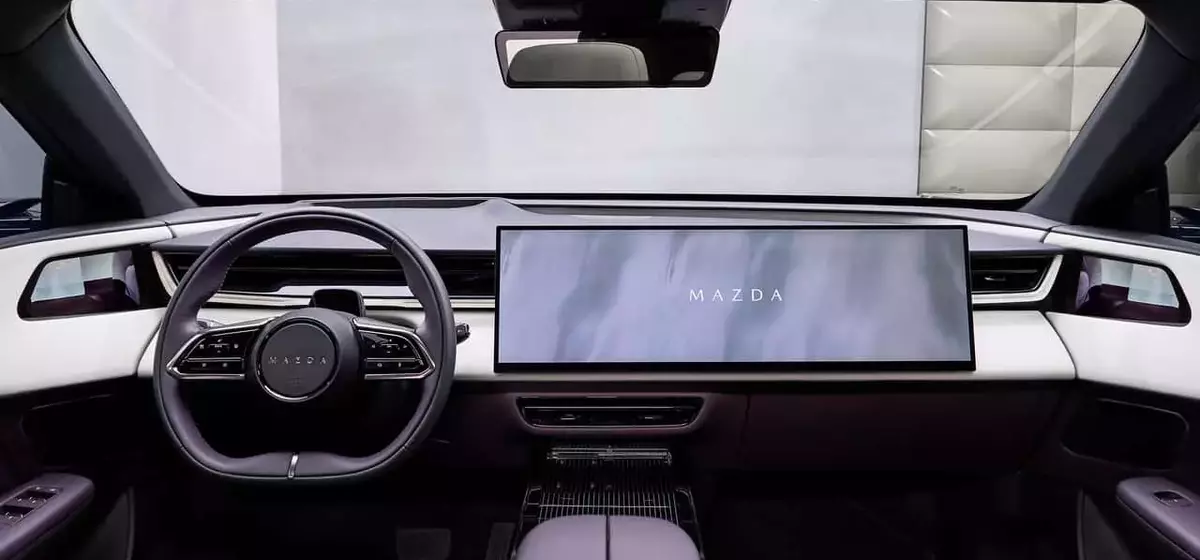 Mazda Defends Large In-Car Screens, Prioritizing Driver Focus with Head-Up Displays