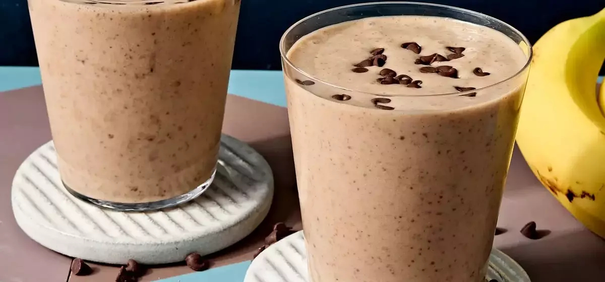 Crafting the Ultimate Snickers-Inspired Protein Shake