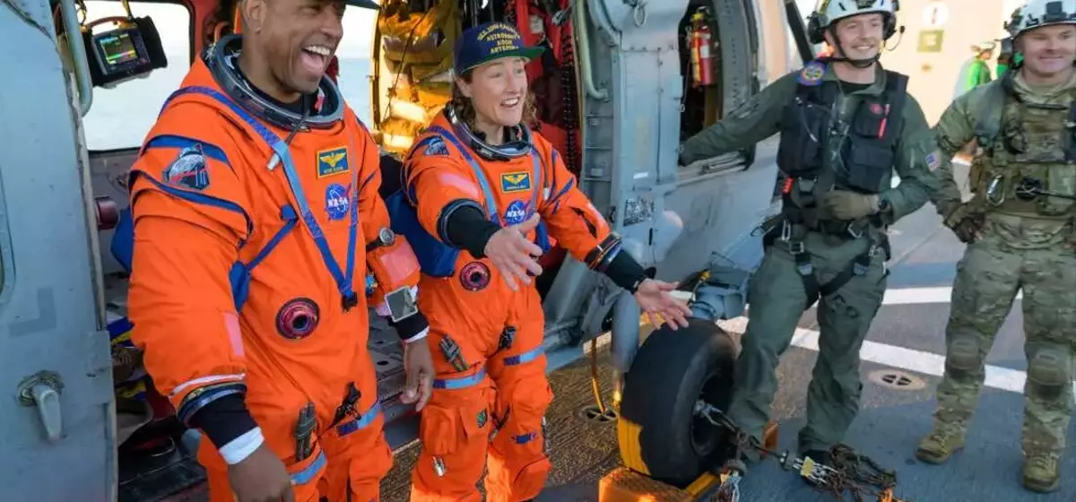 Artemis II Crew Returns to Earth After Historic Lunar Orbit