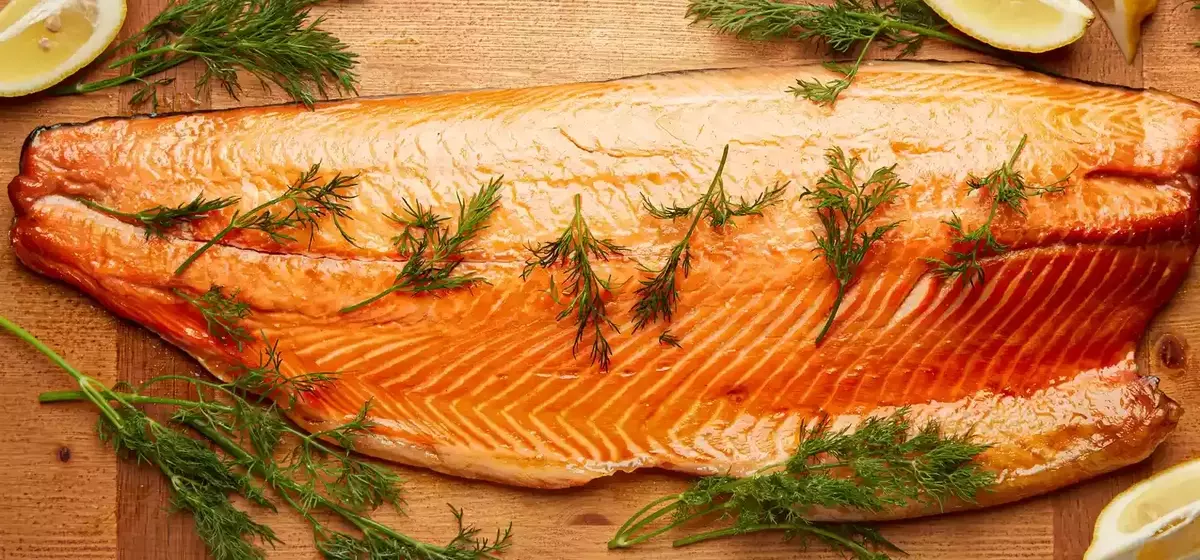 Mastering Salmon: A Culinary Guide to Wild vs. Farmed Varieties