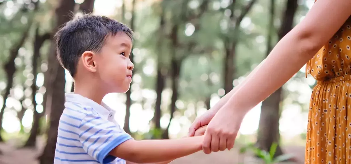 Mastering the 'Yes' and 'No' in Parenting: A Guide to Balance and Effective Communication