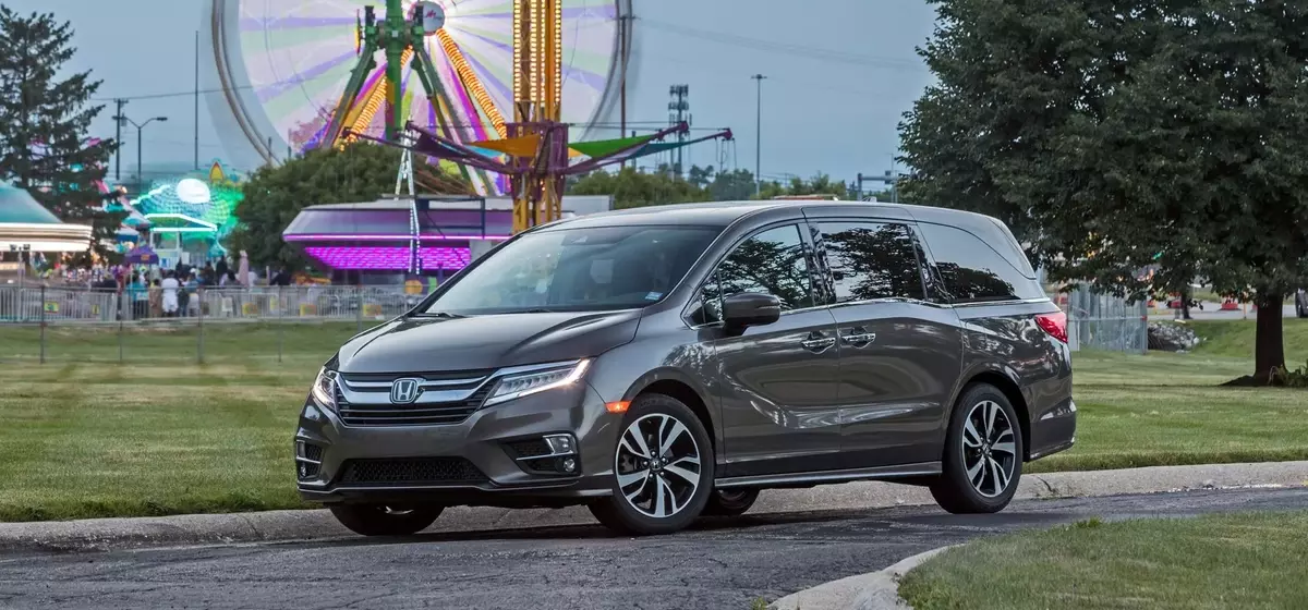 Honda Recalls Odyssey Minivans Over Airbag Malfunction Concerns