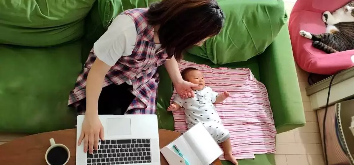 Navigating Parenthood and Professional Life: Strategies for Working Parents