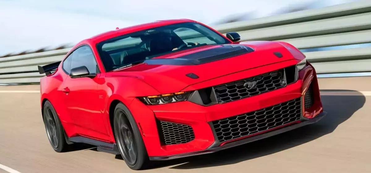 Ford Mustang Dark Horse SC: A New Era of High-Performance