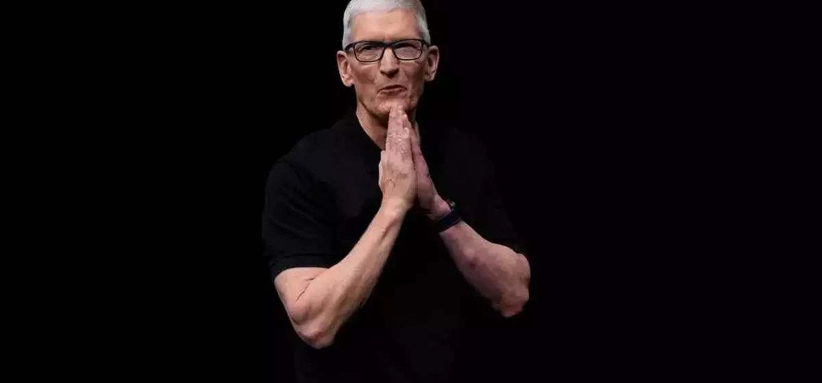 Tim Cook to Conclude Tenure as Apple CEO, John Ternus Named Successor Amid AI Transition