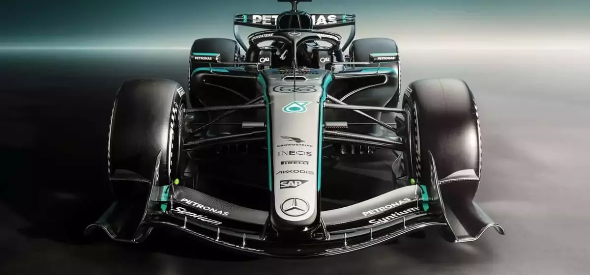 F1 Chief Criticizes Political Influence on Automotive Industry's EV Transition