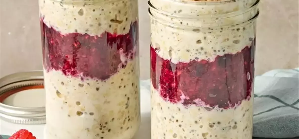 Lemon-Berry Crisp Overnight Oats: A Wholesome Breakfast Delight