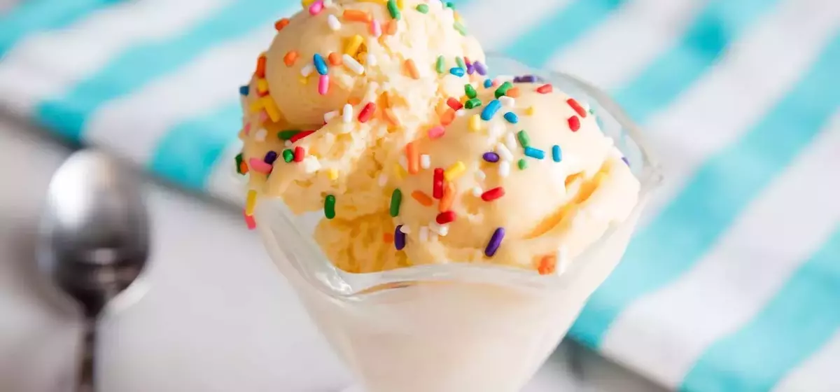 The Art of No-Churn Ice Cream: Innovations for Creamy Frozen Delights