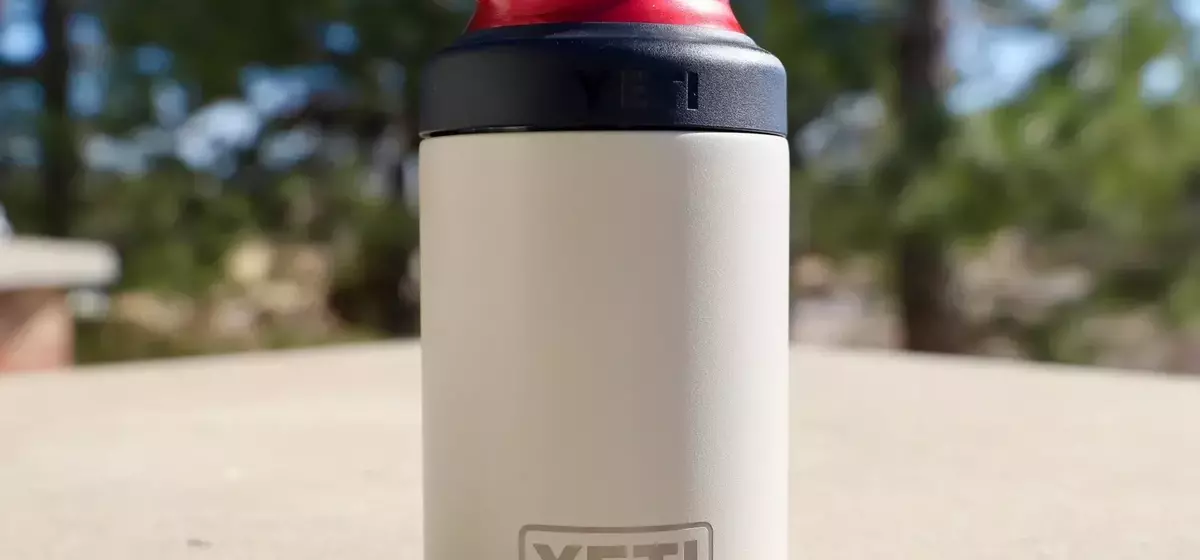 Maintaining Beverage Chill: An Essential Guide to the Yeti Can Cooler