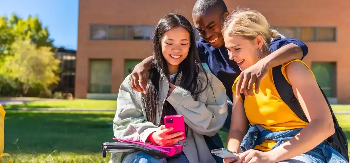 Navigating Senioritis: Ensuring a Smooth Transition to College