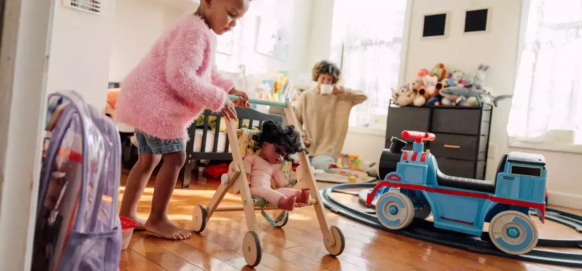 The Benefits of a Minimalist Approach to Children's Toys