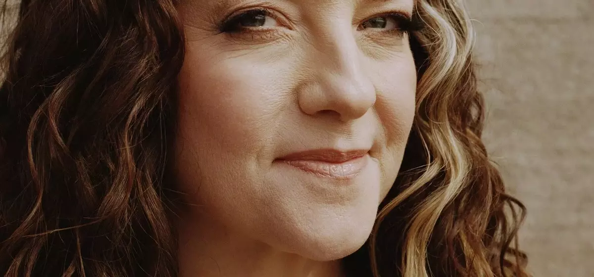 Ashley McBryde: From Nashville Aspirations to Stardom